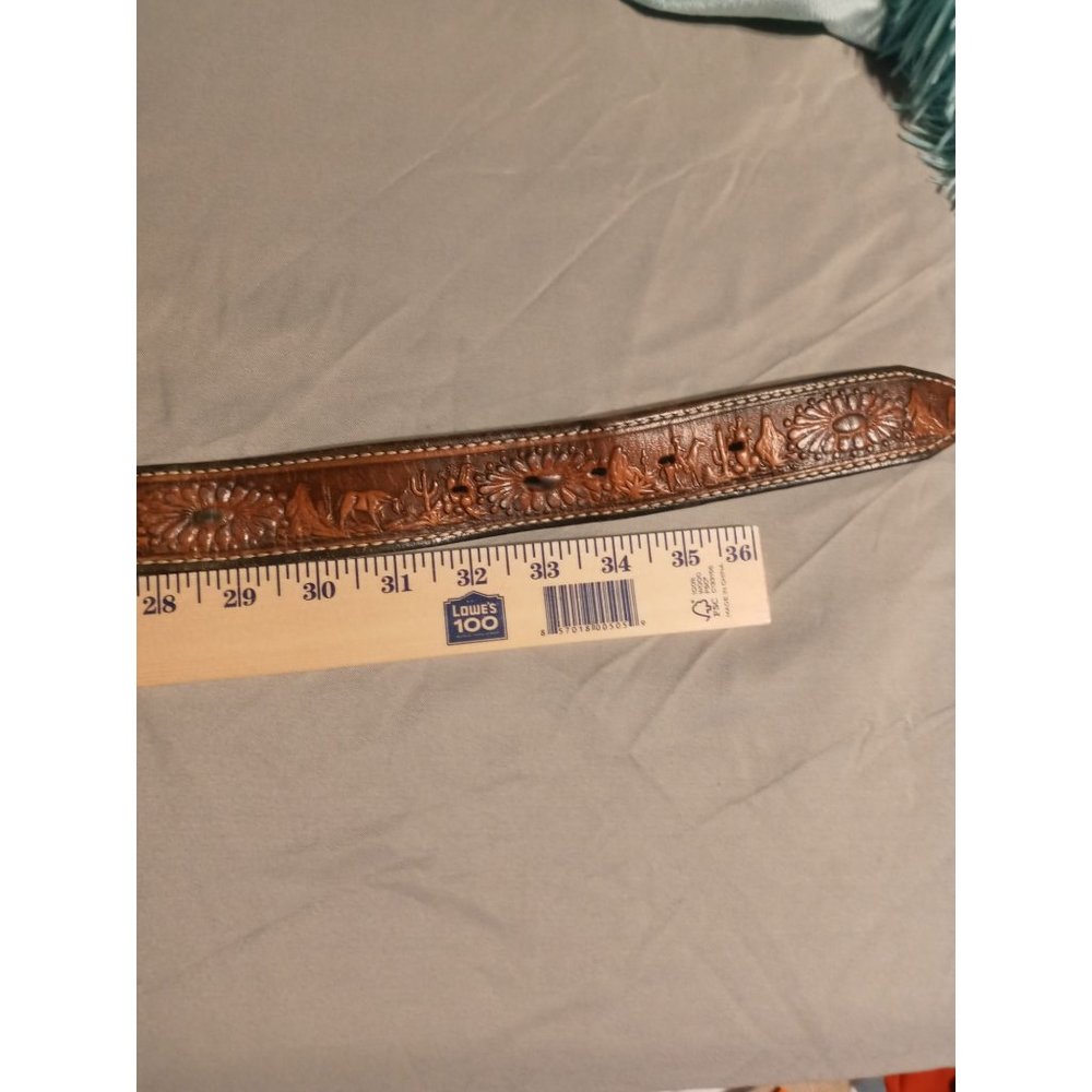 Tex Tan 36 inch dessert horse leather belt